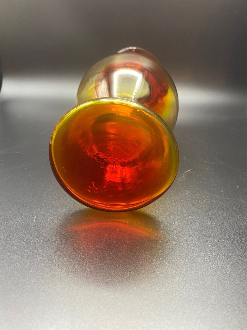 Amberina Vase with Ruffles Rim - Picture 5 of 5